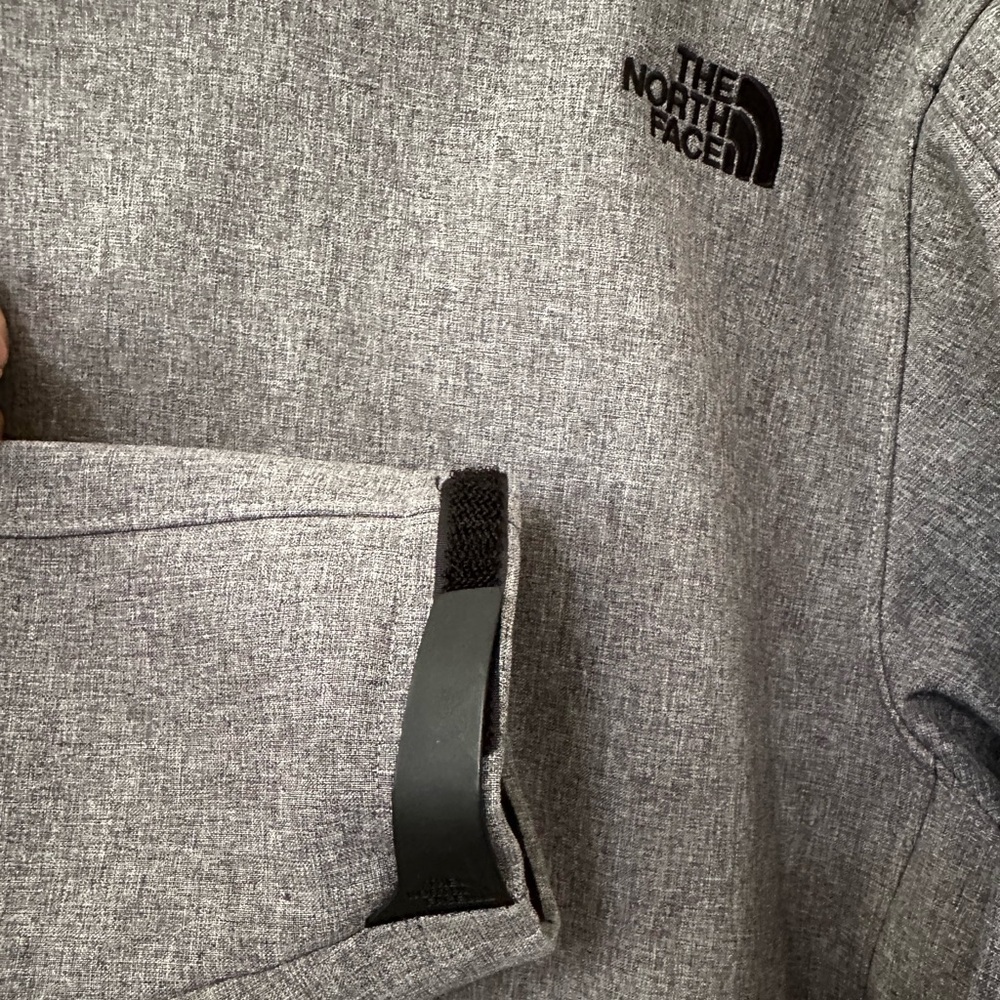 The North Face Gray Soft Shell Jacket - Picture 8 of 9